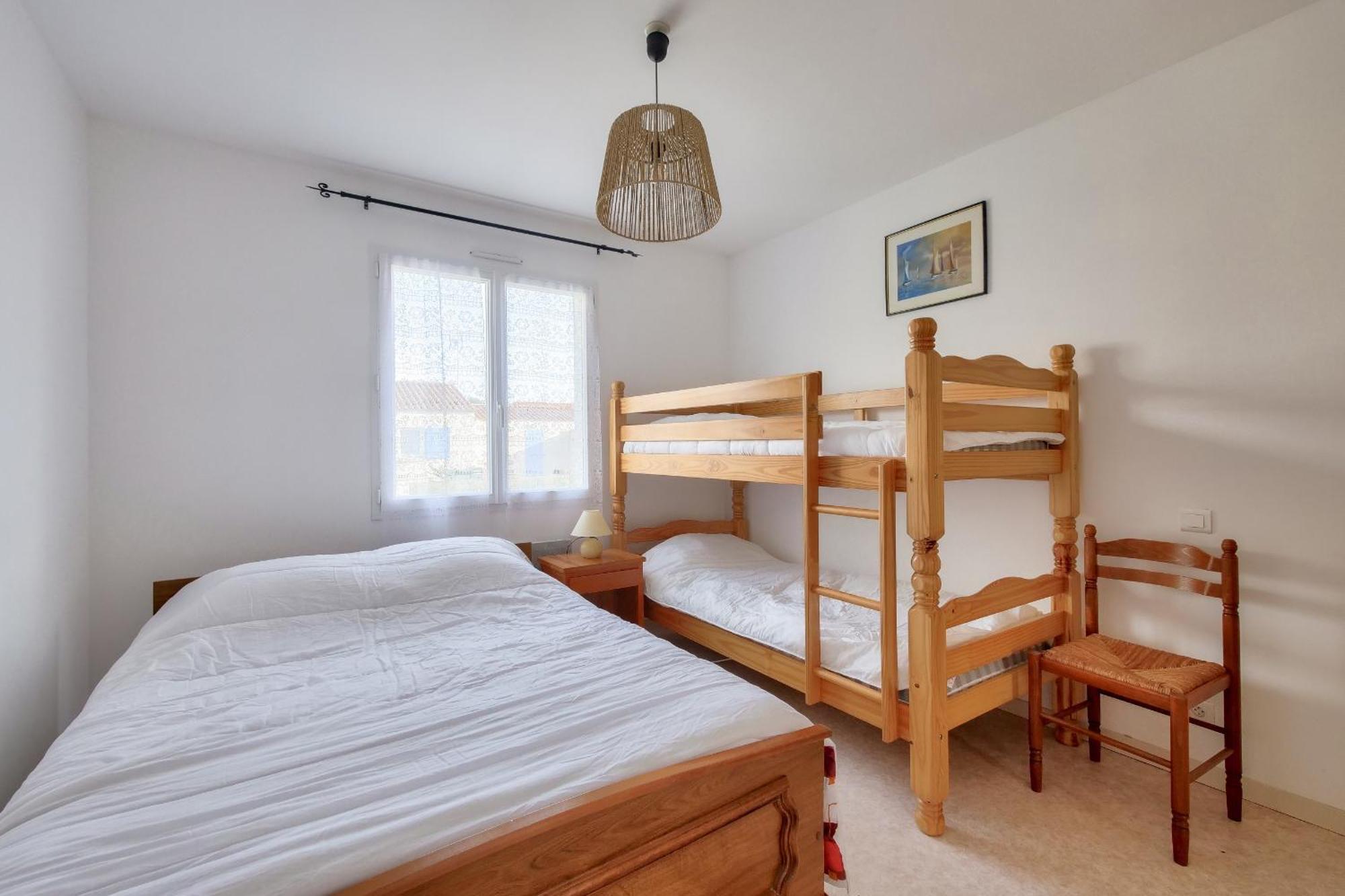 Maison Pour 8 - 5Min De La Plage - Jardin & Veranda Longeville-sur-Mer Luaran gambar