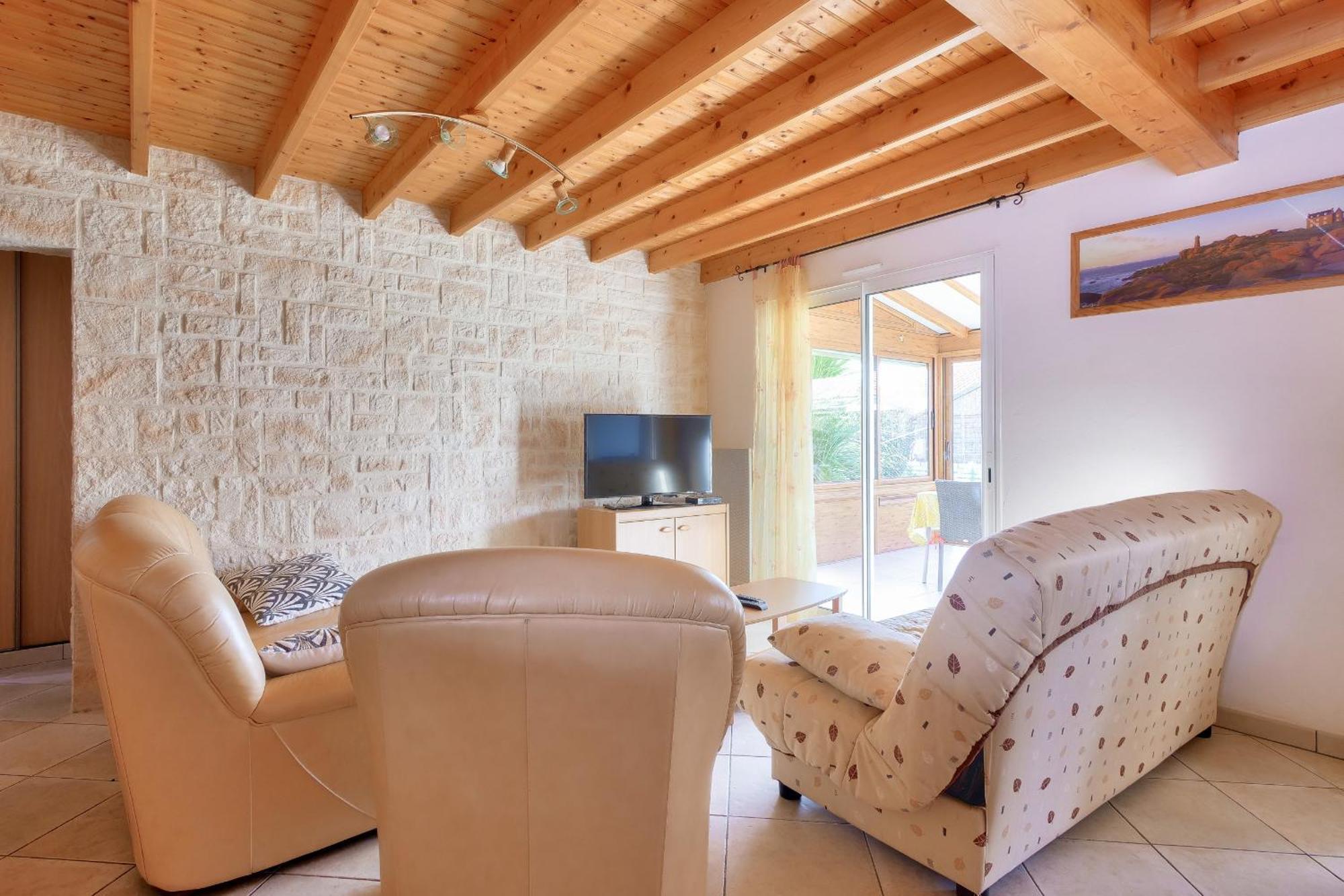 Maison Pour 8 - 5Min De La Plage - Jardin & Veranda Longeville-sur-Mer Luaran gambar